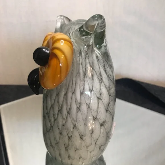 Owl paperweight figurine - Picture 3 of 3